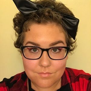 Meet your Posher, Alanna